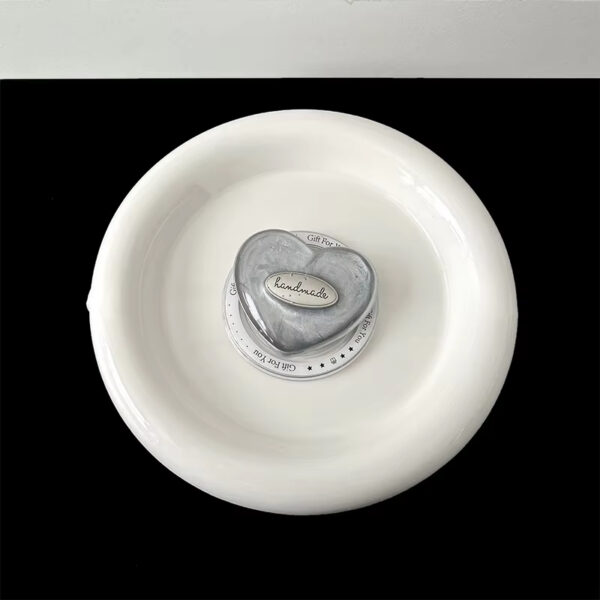 HW-007主图 (8) 3D Heart‑Shaped Expandable Phone Grip Holder-HW007